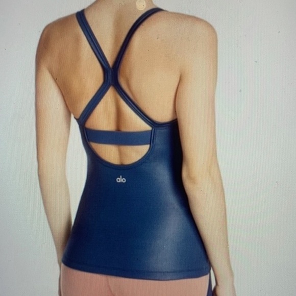 Alo Yoga REFLECTION Blue Glossy Tank size S - Picture 9 of 9
